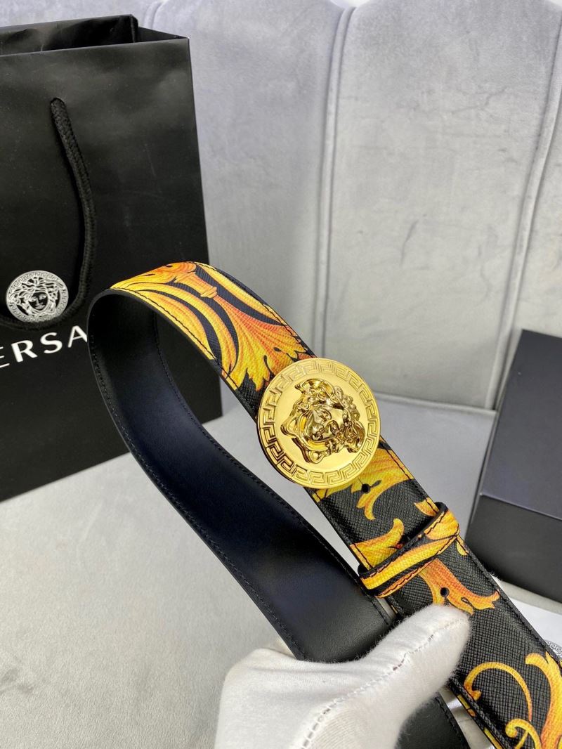 VERSACE